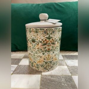 Morris and co Strawberry Thief Porcelain Canister/Container/NWT rare find